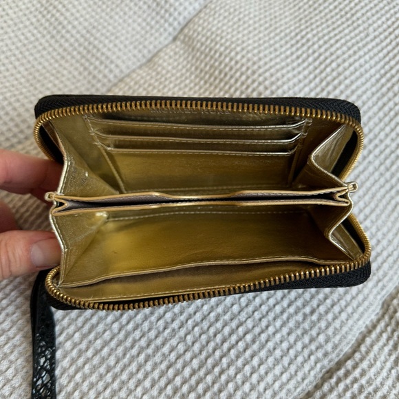Michael Kors Wallet Clutch - Picture 2 of 3